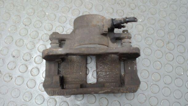 Foto: BREMSSSATTEL VORN LINKS ( TRW ) eines Mercedes-Benz B 180 CDI