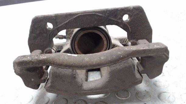 Foto: BREMSSATTEL VORN RECHTS ( TRW ) eines Mercedes-Benz B 180 CDI