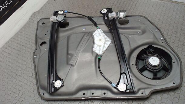 Foto: FENSTERHEBER VORN RECHTS ELEKTRISCH eines Mercedes-Benz B 180 CDI
