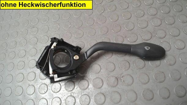 Foto: SCHEIBENWISCHERSCHALTER eines VW Passat Variant 1.6 CL