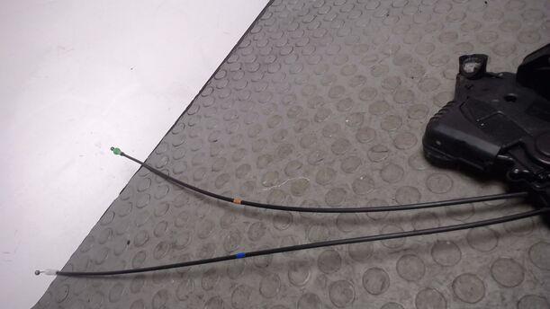 Foto: TÜRSCHLOSS VORN LINKS (3-TÜRER-OHNE ZV) eines Toyota Yaris 1.3 VVT-i Multi Mode CL
