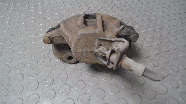 Foto: BREMSSATTEL VORN RECHTS ( LUCAS ) eines VW Passat Variant 1.6 GLX
