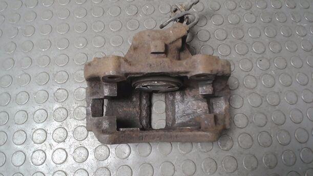 Foto: BREMSSATTEL VORN RECHTS ( LUCAS ) eines VW Passat Variant 1.6 GLX