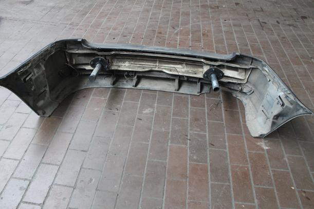 Foto: STOSSFÄNGER/ STOßSTANGE HINTEN ( TOURING ) eines BMW 316i touring GLX