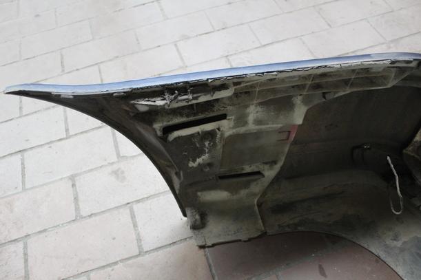 Foto: STOSSFÄNGER/ STOßSTANGE HINTEN ( TOURING ) eines BMW 316i touring GLX