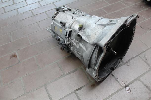 Foto: SCHALTGETRIEBE BDH eines BMW 316i touring GLX