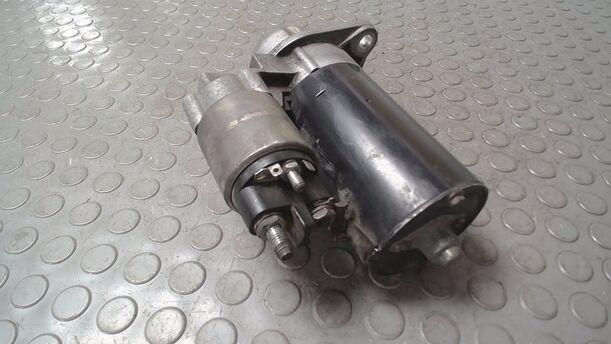Foto: ANLASSER / STARTER BOSCH eines BMW 316i touring TS