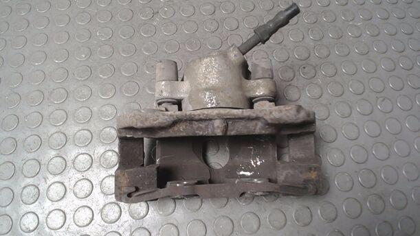 Foto: BREMSSATTEL VORN LINKS ( ZUBEHÖR ) eines BMW 316i touring TS
