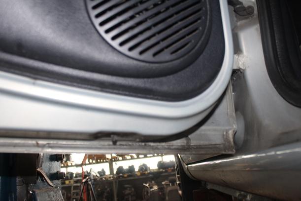 Foto: TÜR HINTEN LINKS eines Renault Clio 1.2 16V TS