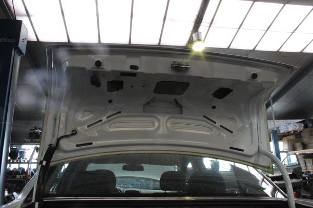 Foto: HECKKLAPPE / HECKDECKEL eines Opel Astra 1.6 SX