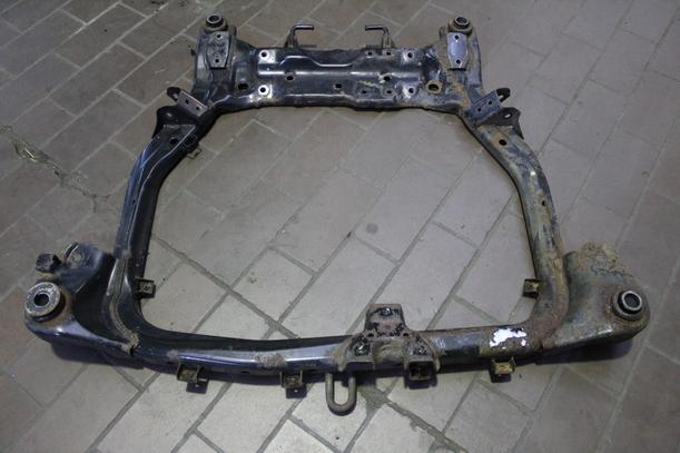 Foto: VORDERACHSE/ ACHSE VORN eines Kia Carens CRDi DPF