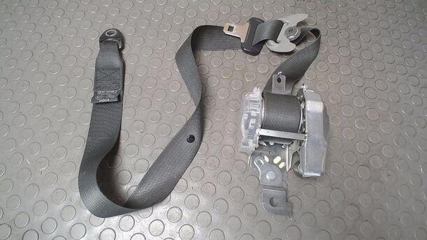 Foto: SICHERHEITSGURT VORN RECHTS eines Kia Carens CRDi DPF