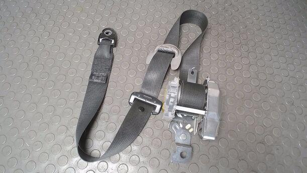 Foto: SICHERHEITSGURT VORN LINKS eines Kia Carens CRDi DPF