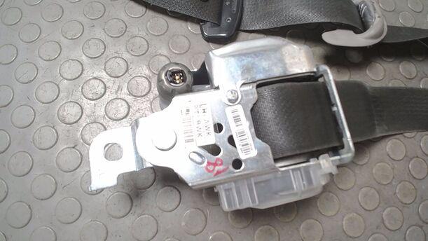 Foto: SICHERHEITSGURT VORN LINKS eines Kia Carens CRDi DPF