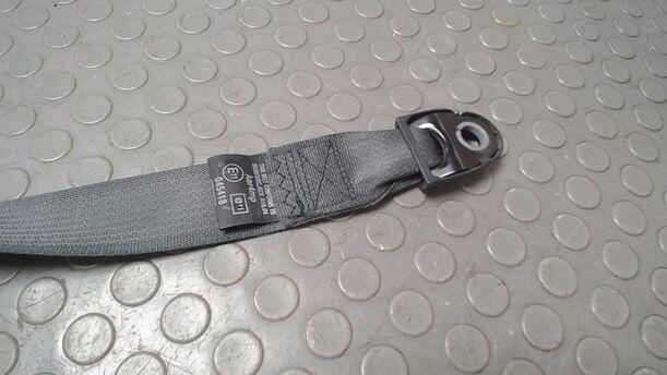 Foto: SICHERHEITSGURT VORN LINKS eines Kia Carens CRDi DPF