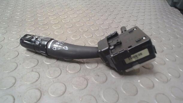 Foto: SCHEIBENWISCHERSCHALTER eines Kia Carens CRDi DPF