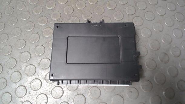 Foto: ELEKTRONIKMODUL BCM eines Kia Carens CRDi DPF