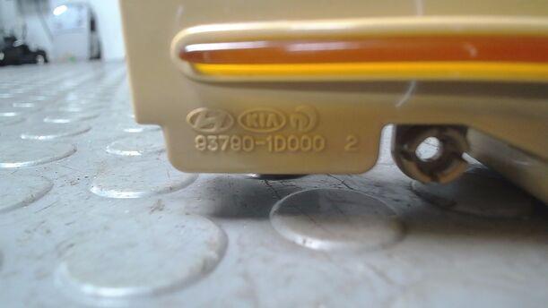 Foto: WARNBLINKSCHALTER eines Kia Carens CRDi DPF