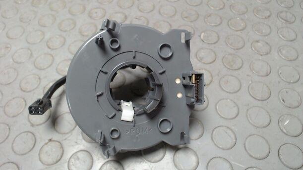 Foto: WICKELFEDER / SCHLEIFRING eines Opel Astra 1.6