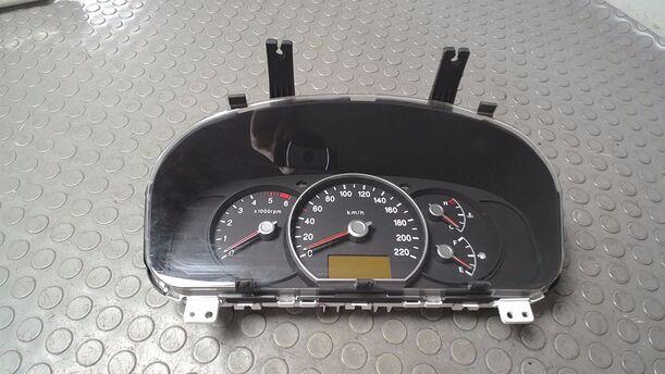 Foto: TACHOEINHEIT eines Kia Carens CRDi DPF