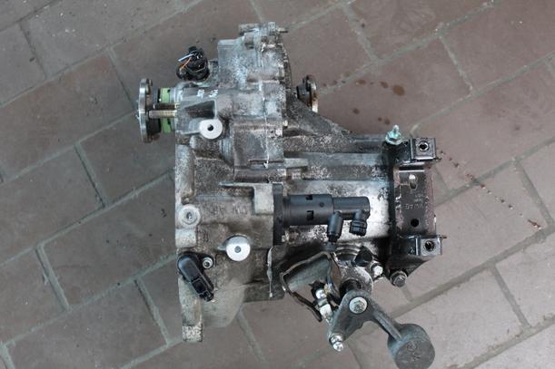 Foto: SCHALTGETRIEBE 5-GANG FNK eines Skoda Fabia 1.4 Combi