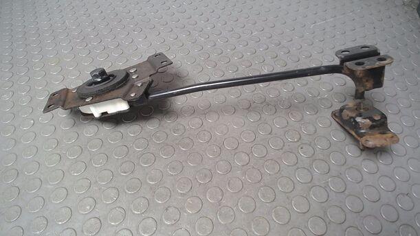 Foto: RESERVERADHALTER eines Kia Carens CRDi DPF
