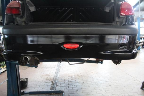 Foto: STOSSFÄNGER/ STOßSTANGE HINTEN eines Peugeot 206 110 Highline