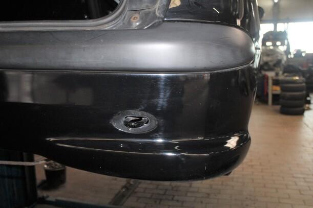Foto: STOSSFÄNGER/ STOßSTANGE HINTEN eines Peugeot 206 110 Highline