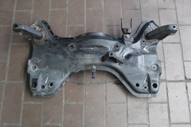 Foto: VORDERACHSE/ ACHSE VORN eines Peugeot 206 110 Highline