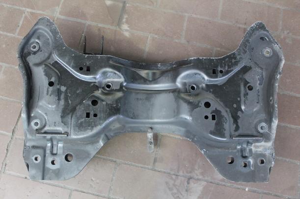 Foto: VORDERACHSE/ ACHSE VORN eines Peugeot 206 110 Highline