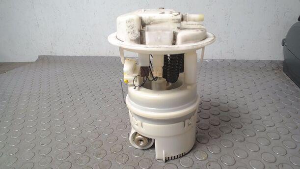 Foto: KRAFTSTOFFPUMPE eines Peugeot 206 110 Highline