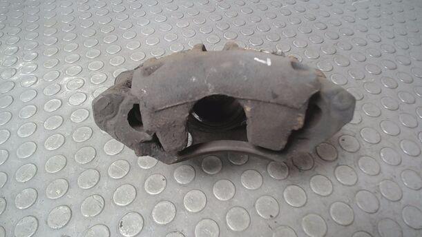 Foto: BREMSSATTEL VORN LINKS eines Peugeot 206 110 TX