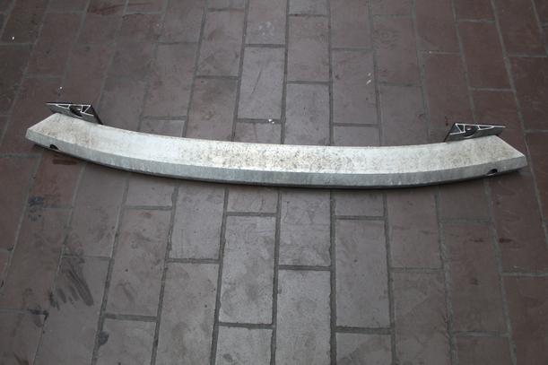 Foto: VERSTÄRKUNG HINTEN ( BIS 2000 ) eines Audi A3 1.6 TX