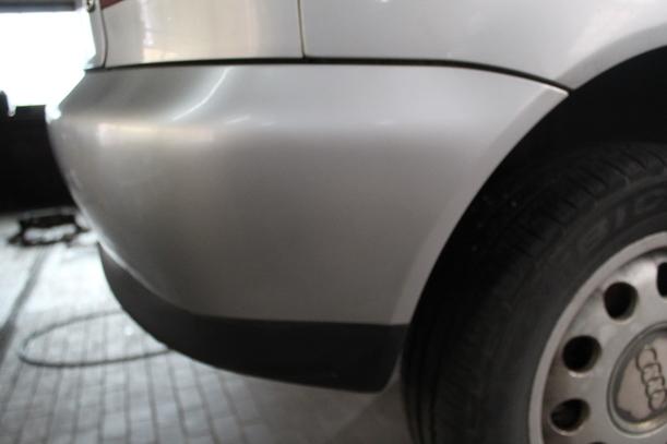Foto: STOSSFÄNGER/ STOßSTANGE HINTEN ( LACKIERUNGSBEDÜRFTIG ) eines Audi A3 1.6 TX