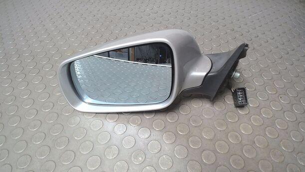 Foto: AUSSENSPIEGEL ELEKTRISCH VERSTELLBAR LINKS eines Audi A3 1.6 TX