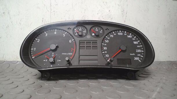 Foto: TACHOEINHEIT eines Audi A3 1.6 TX