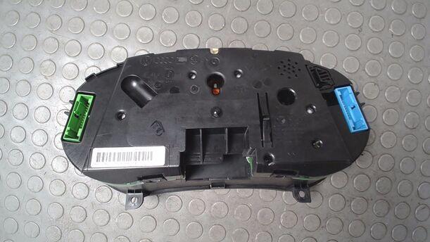 Foto: TACHOEINHEIT eines Audi A3 1.6 TX
