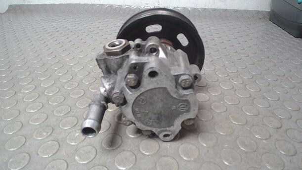 Foto: PUMPE SERVOLENKUNG/ SERVOPUMPE eines Audi A3 1.6 TX