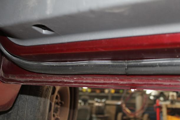 Foto: TÜR VORN RECHTS ( 2/3 TÜRER ) eines Ford Fiesta 1.3