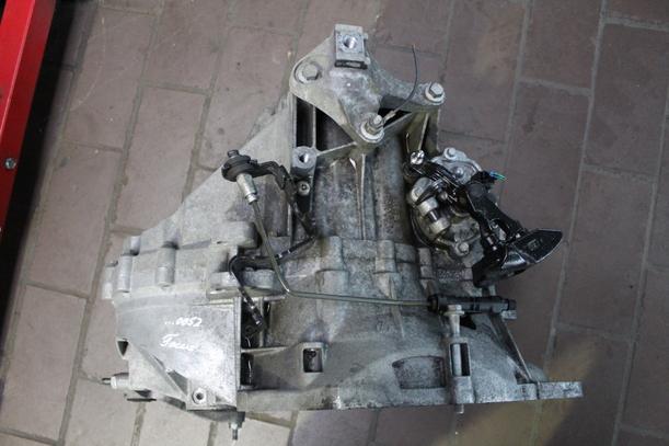 Foto: SCHALTGETRIEBE 4M5R7002CE eines Ford Focus 2.0 TDCi