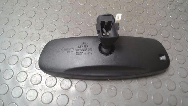 Foto: INNENSPIEGEL AUTOMATISCH ABBLENDBAR eines Ford Focus 2.0 TDCi GL 1,8 E