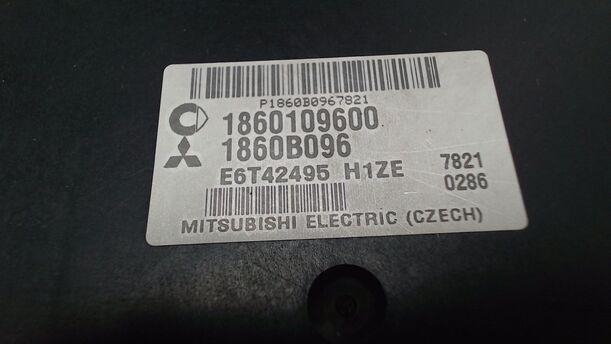 Foto: STEUERGERÄT EINSPRITZUNG / MOTORSTEUERGERÄT eines Mitsubishi Colt CZ3 1.1