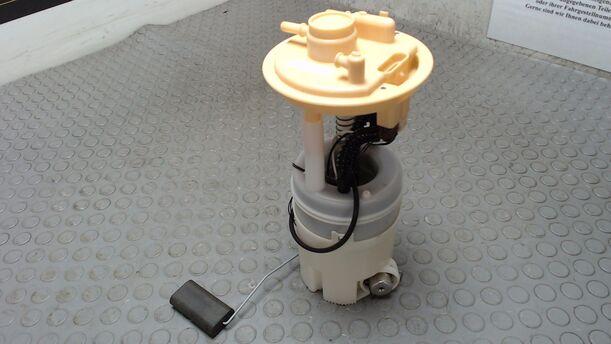 Foto: KRAFTSTOFFPUMPE eines Mitsubishi Colt CZ3 1.1