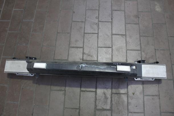 Foto: VERSTÄRKUNG VORN eines Citroen C4 1.4 16V