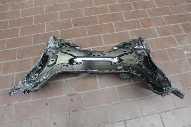 Foto: VORDERACHSE/ ACHSE VORN eines Citroen C4 1.4 16V