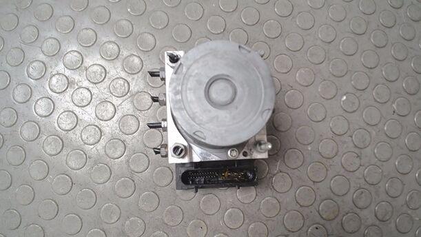 Foto: HAUPTBREMSAGGREGAT ABS eines Citroen C4 1.4 16V