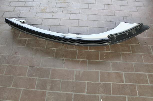 Foto: DACHRAHMEN LINKS eines Citroen C3 Pluriel 1.4