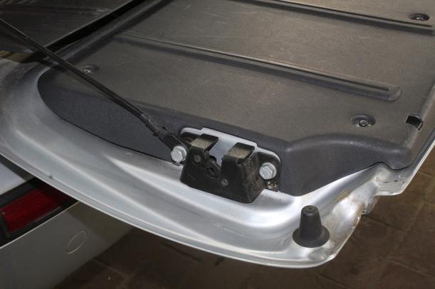 Foto: HECKKLAPPE / HECKDECKEL ( PLURIEL ) eines Citroen C3 Pluriel 1.4