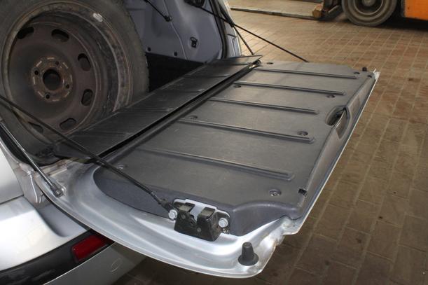 Foto: HECKKLAPPE / HECKDECKEL ( PLURIEL ) eines Citroen C3 Pluriel 1.4