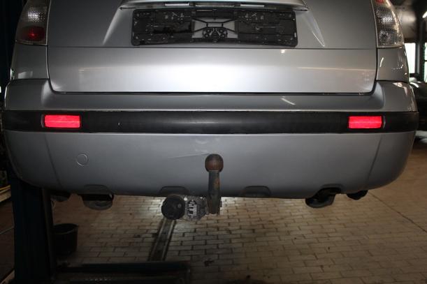 Foto: STOSSFÄNGER / STOßSTANGE HINTEN ( PLURIEL ) eines Citroen C3 Pluriel 1.4